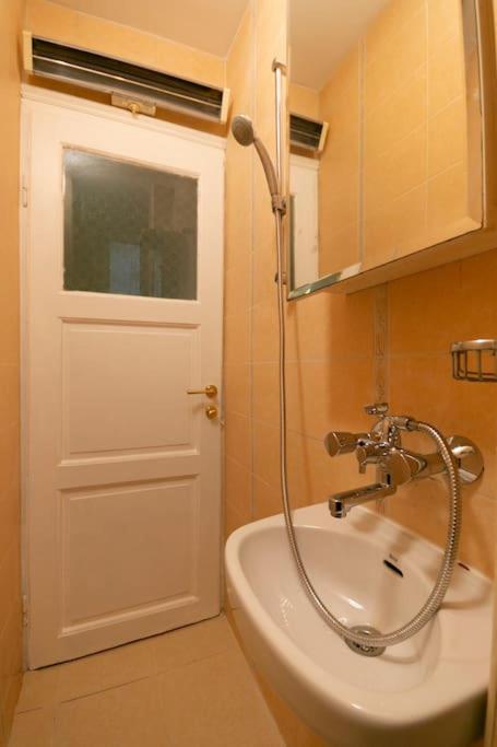 Apartament Loft Studio In The City Center Sofia Zewnętrze zdjęcie